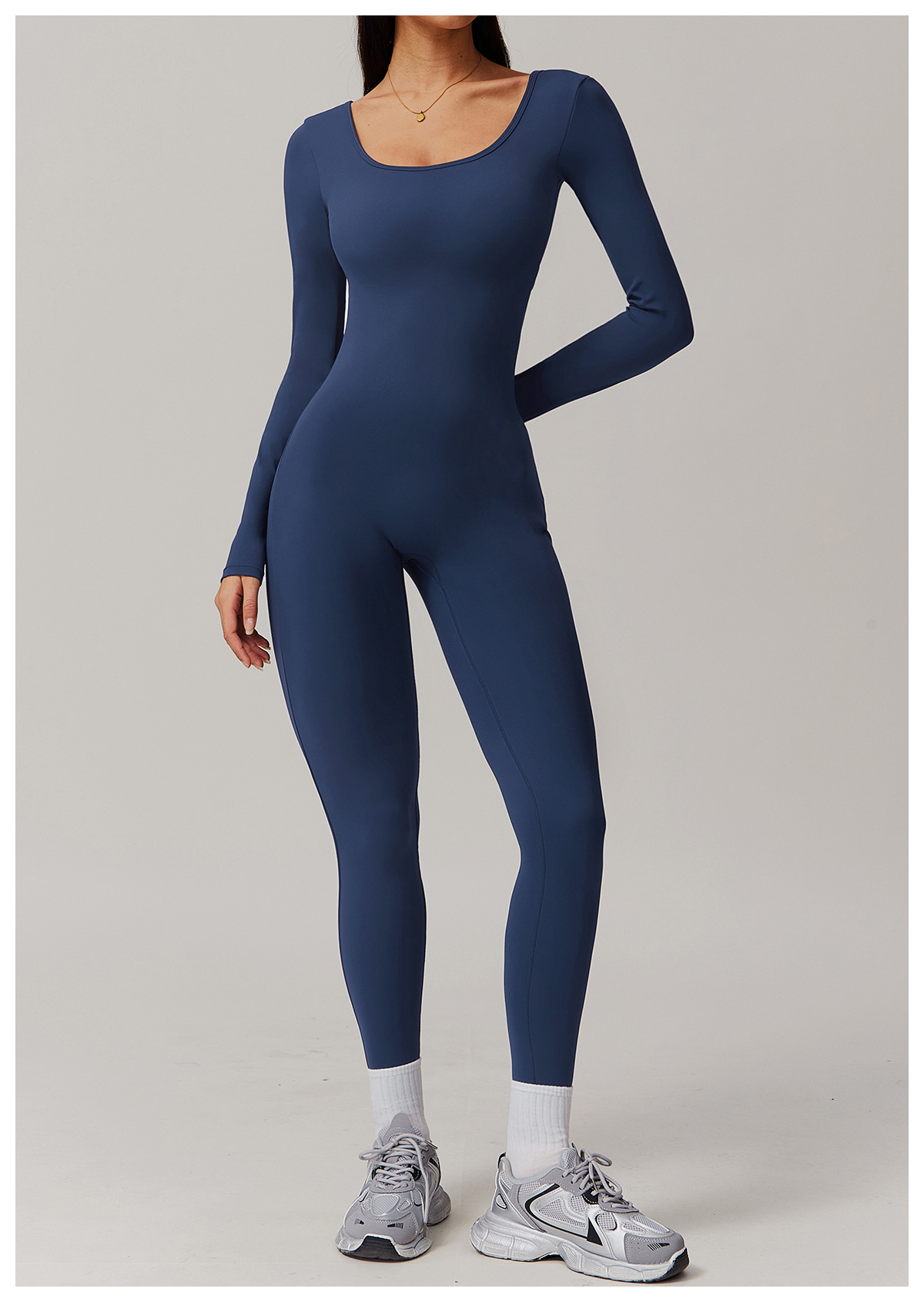 V-BACK SCRUNCH JUMPSUIT 8979