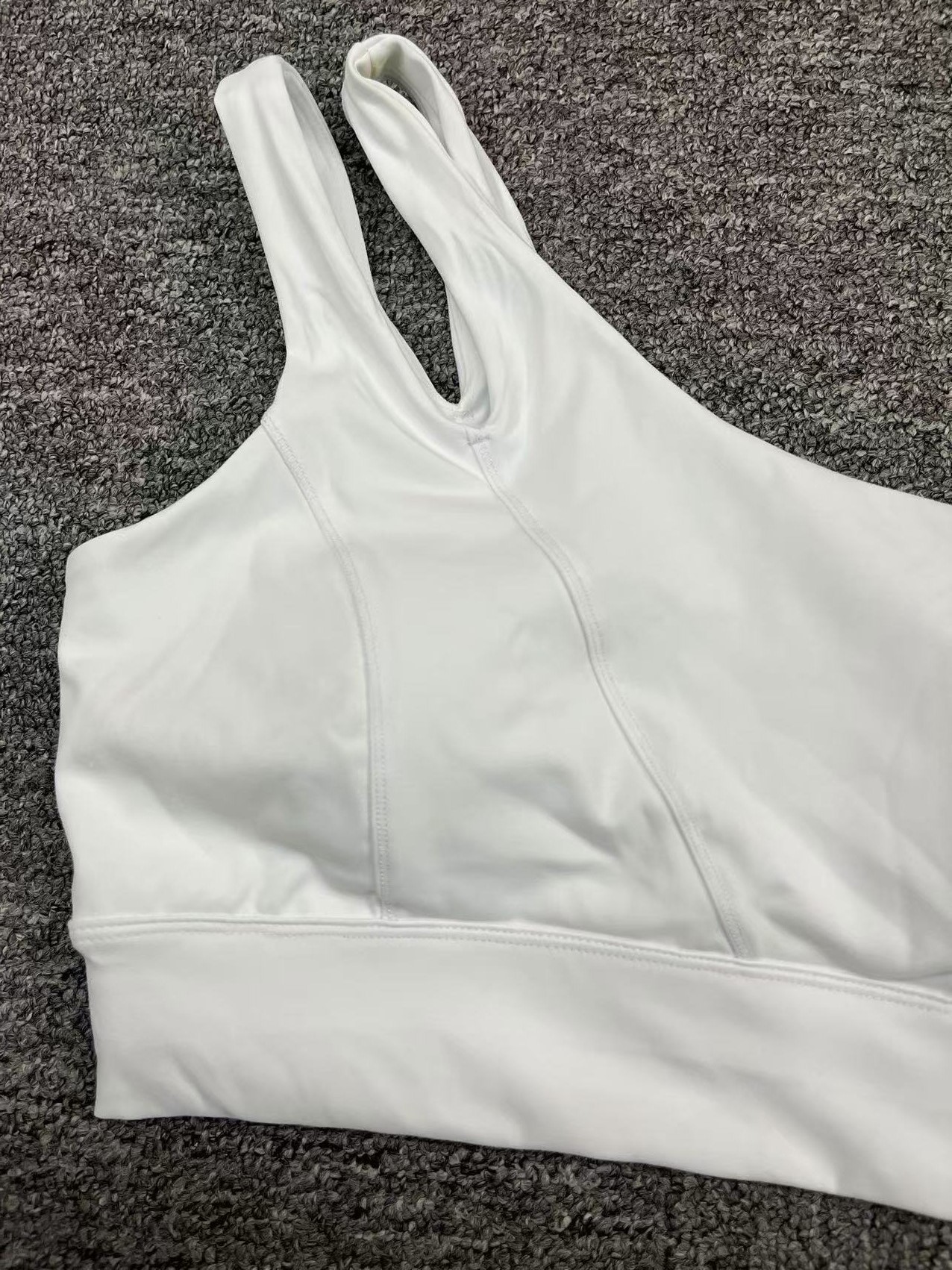 High Resilience One Shoulder Quick Dry Sports Gym Bra QS7006