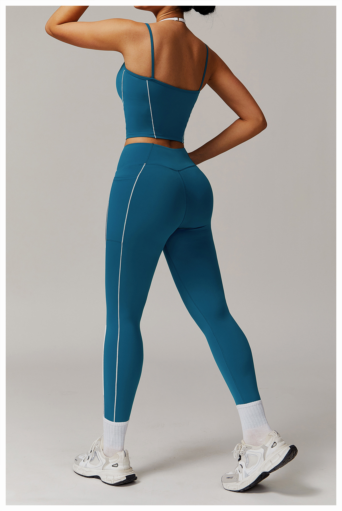 Soft Fabric Sculpted Yoga Vest 5009