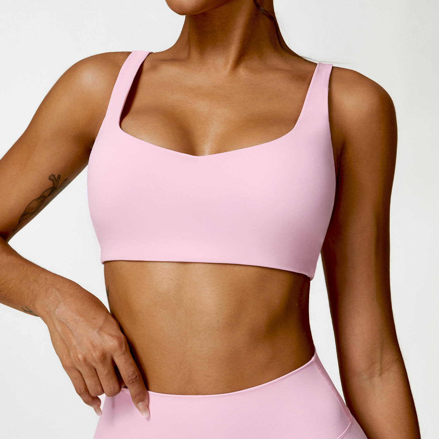 Soft Fabric Double Straps Crop Yoga Bra 8518