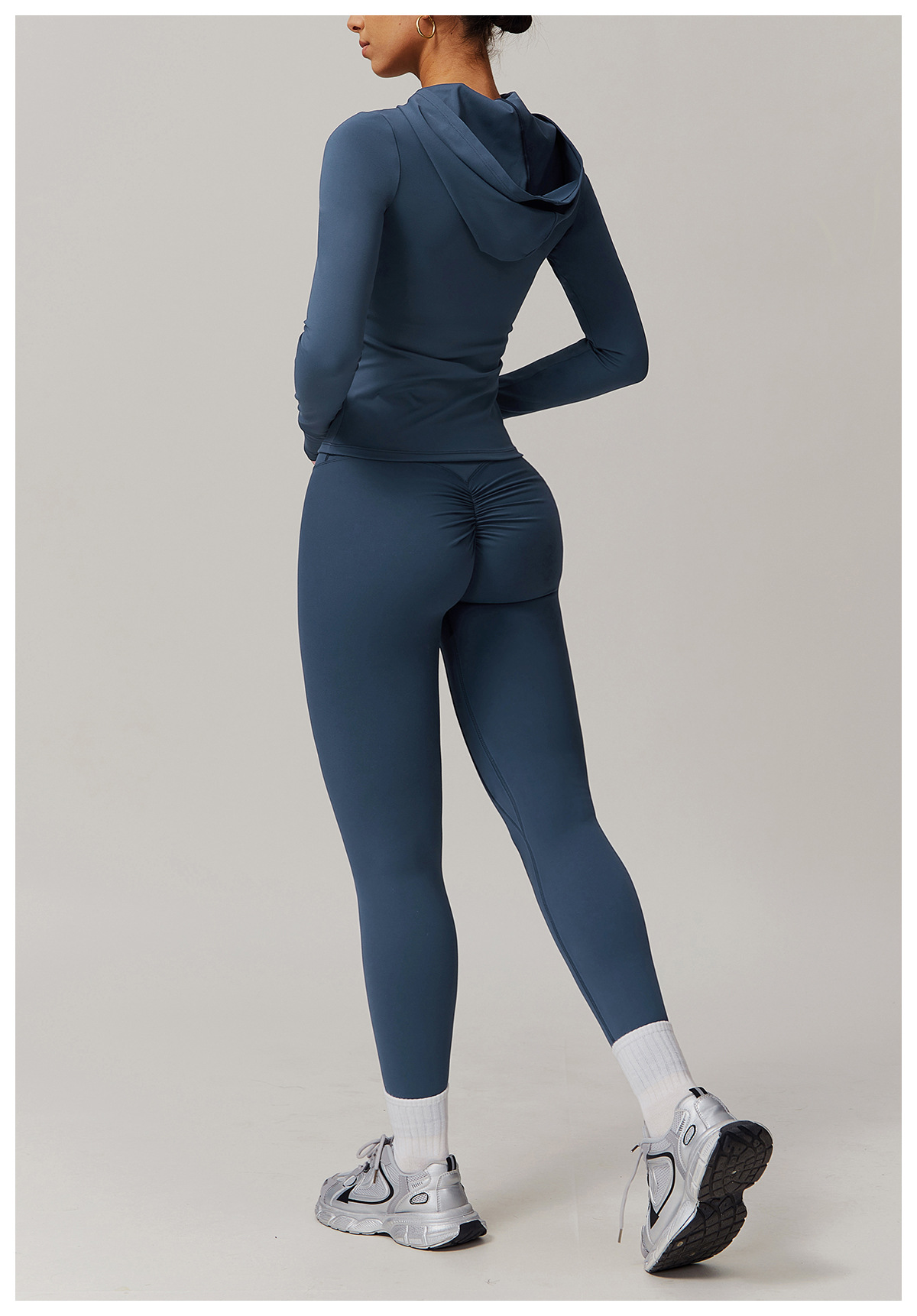 Soft Fabric Two Pieces Slim Hooded Yoga Set 9142