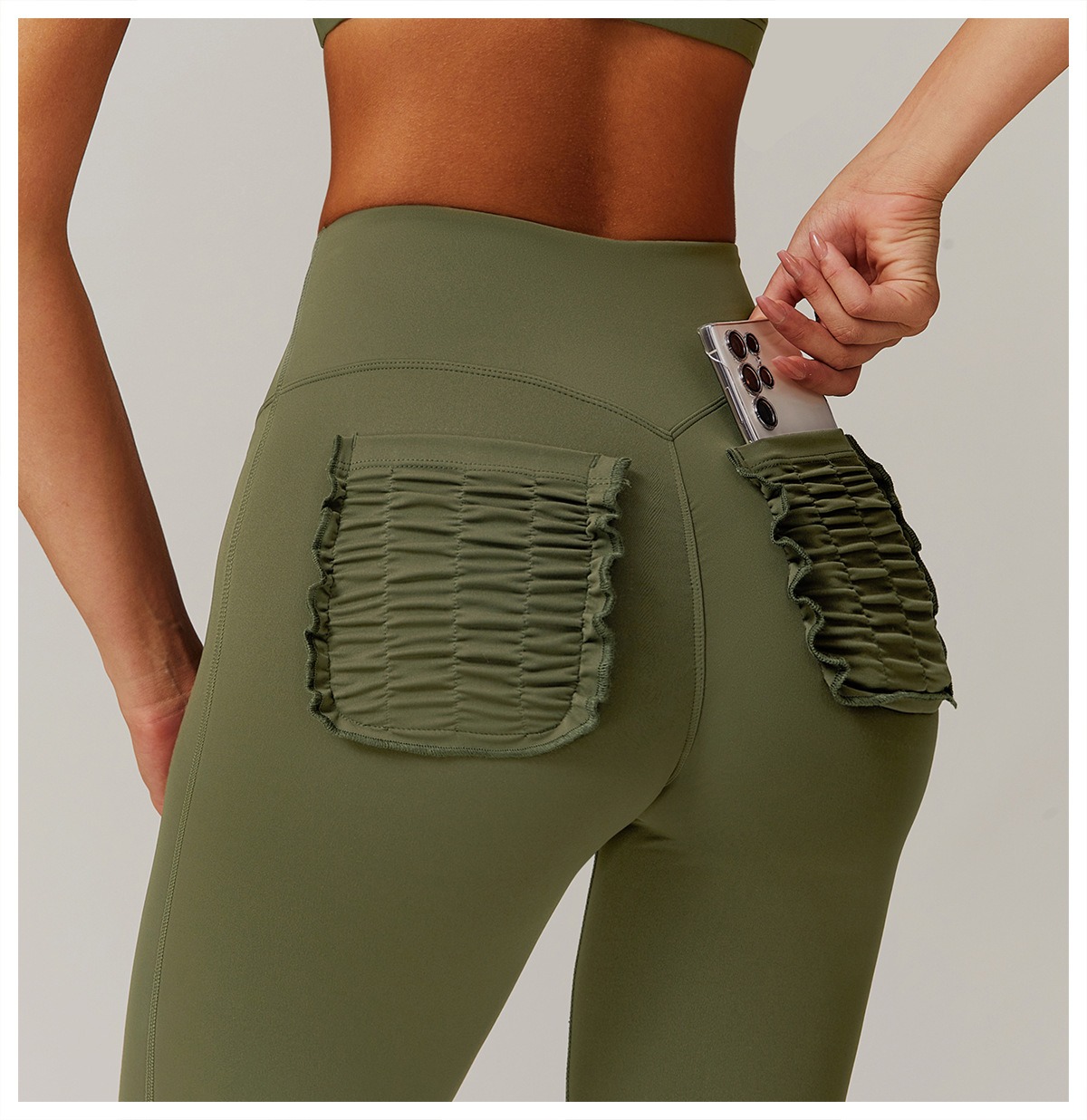 Soft Fabric Flare Yoga Leggings With Pleated Pockets 9139