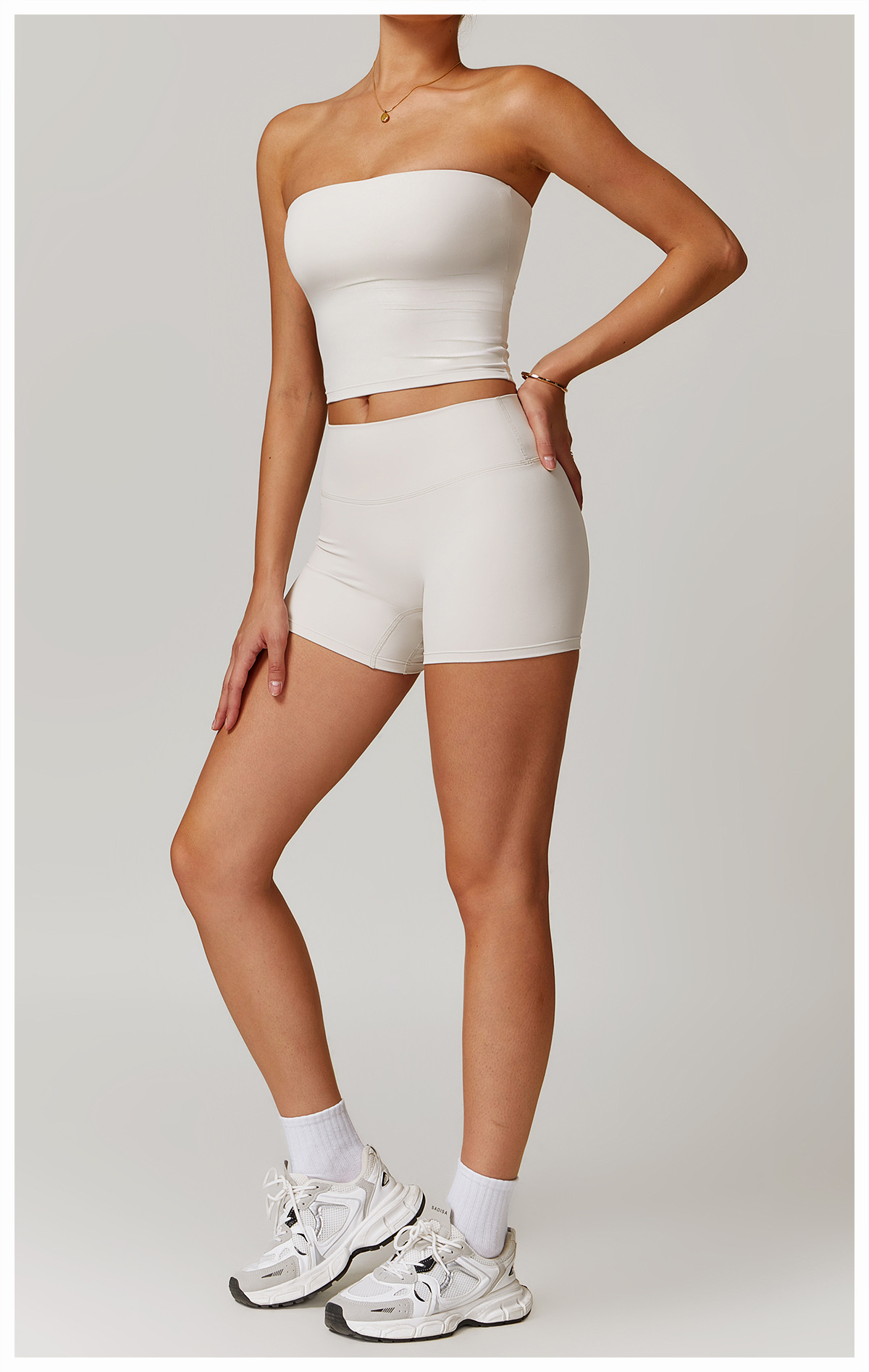 Classic Soft Fabirc Brushed Yoga Shorts Sets 2 Options 8886