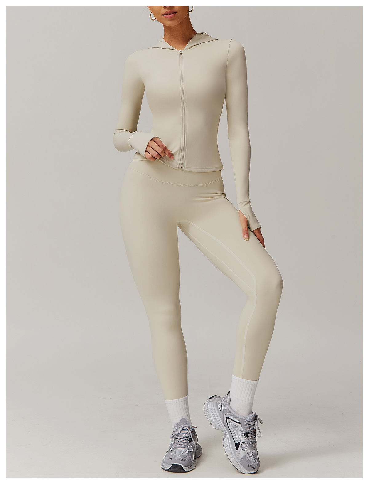 Soft Fabric Two Pieces Slim Hooded Yoga Set 9142