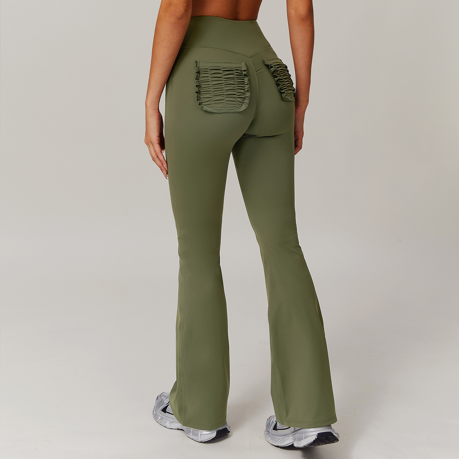 Soft Fabric Flare Yoga Leggings With Pleated Pockets 9139