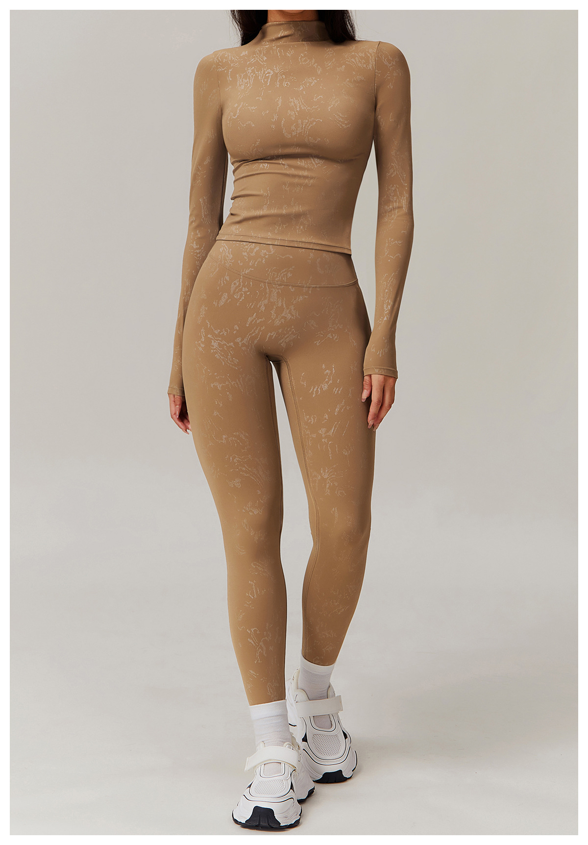 Hot Stamping Soft Fabric Long Sleeve Yoga Top 9140
