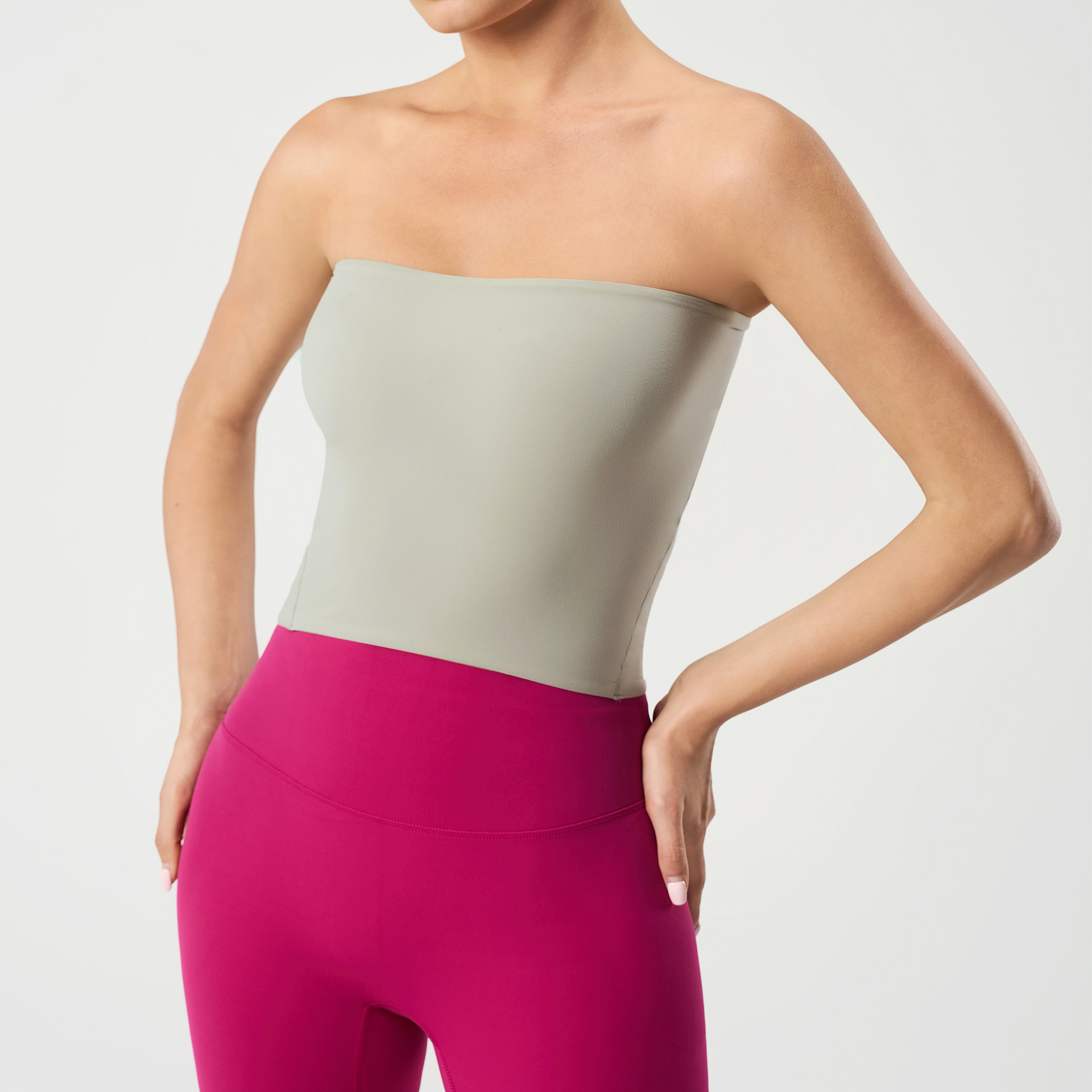 U-neckline Sexy Solid Color Sports Bras DAW176