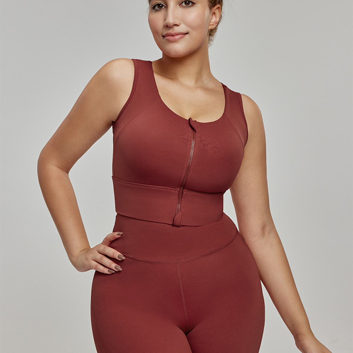High-Support Semi-Fixed Cup Plus-Size Yoga Tank Top DWB215003