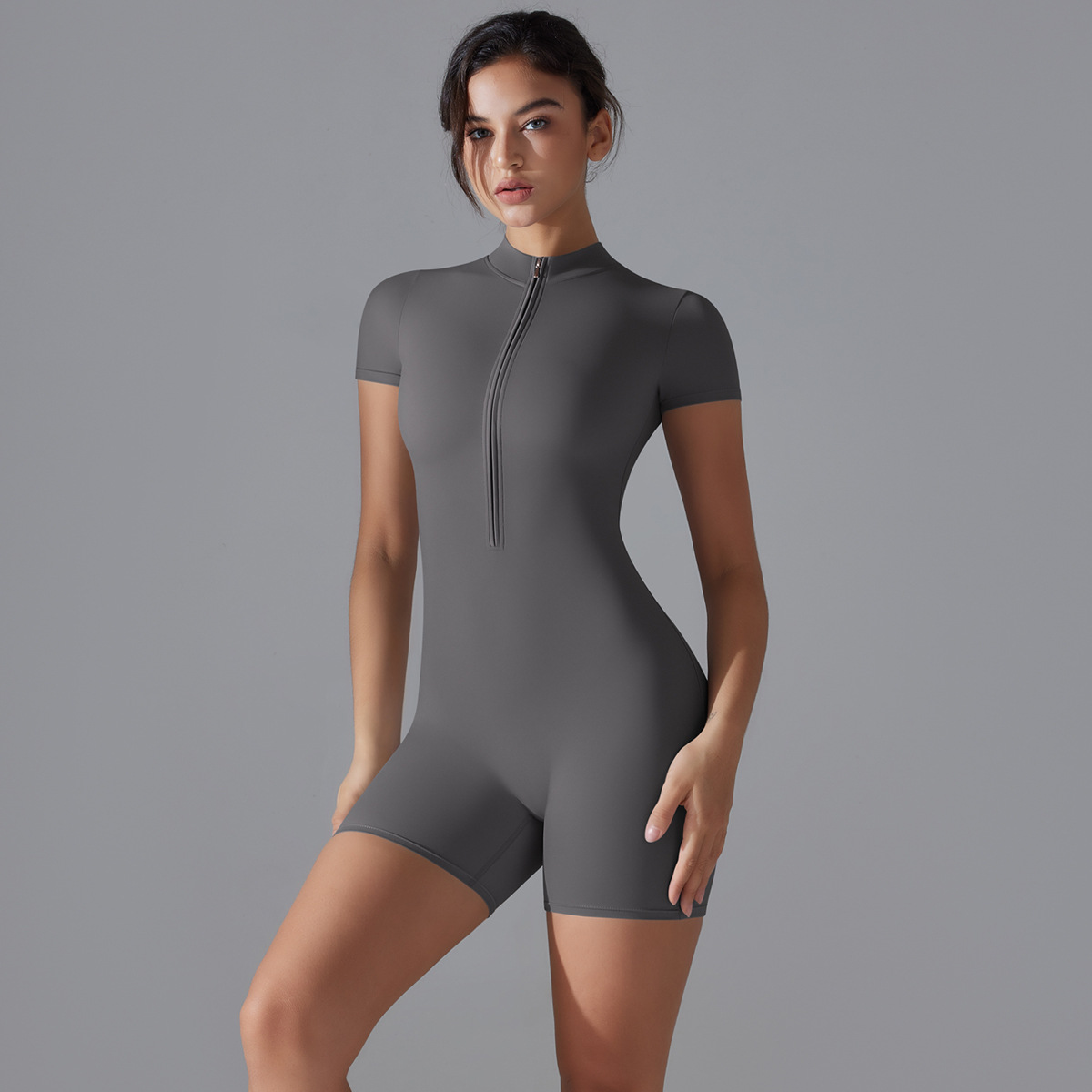 Stand Collar Half-Zipper Short-Sleeve Fitness Romper 6657