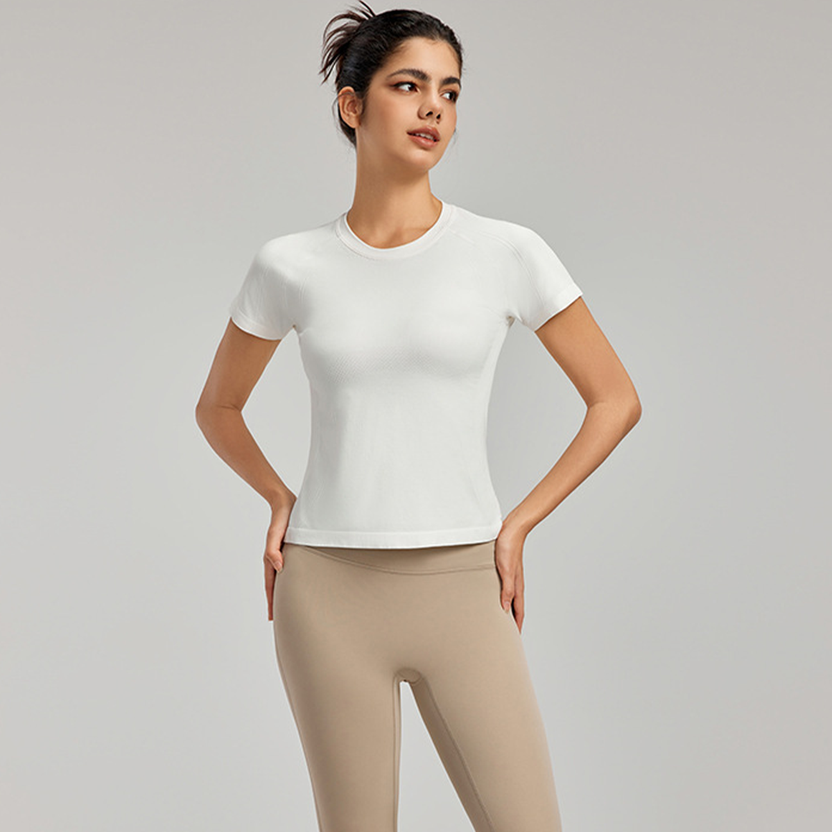 Breathable Short-Sleeved Fitness Top for Outdoor Running DWY115015