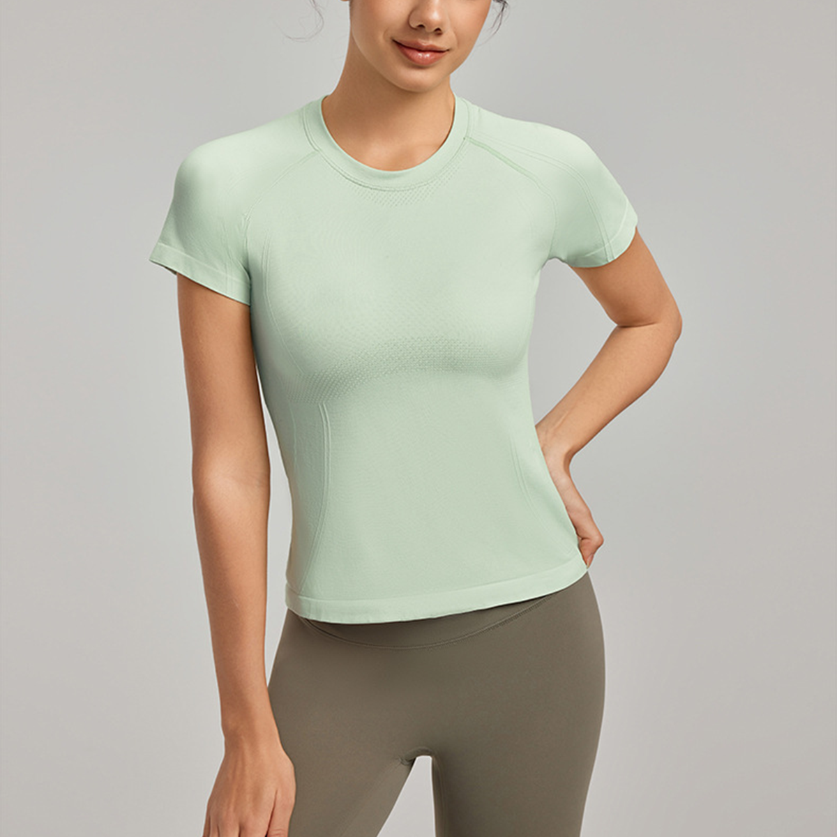 Breathable Short-Sleeved Fitness Top for Outdoor Running DWY115015