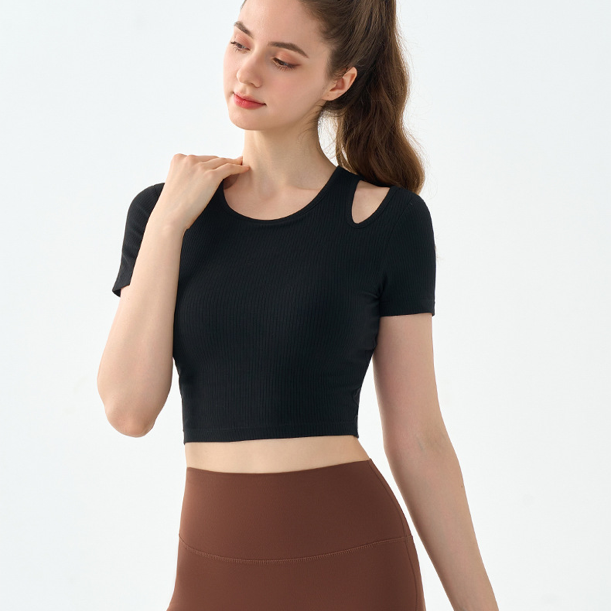Asymmetric Hollow-Out Shoulder Strap Semi-Fixed Cup Fitness Short Sleeve DST865