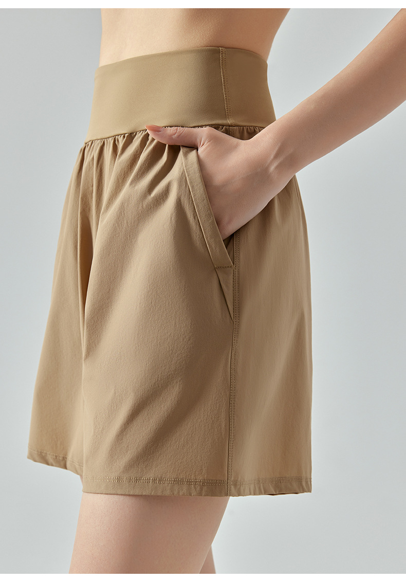 High-Waisted Sports Shorts with Double Pockets DSS476 