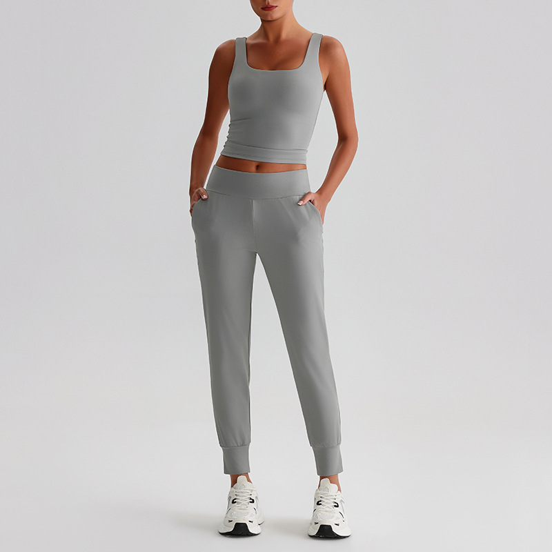 Bra With chest pads Yoga Bra And Shorts Set SKL-LQ3011