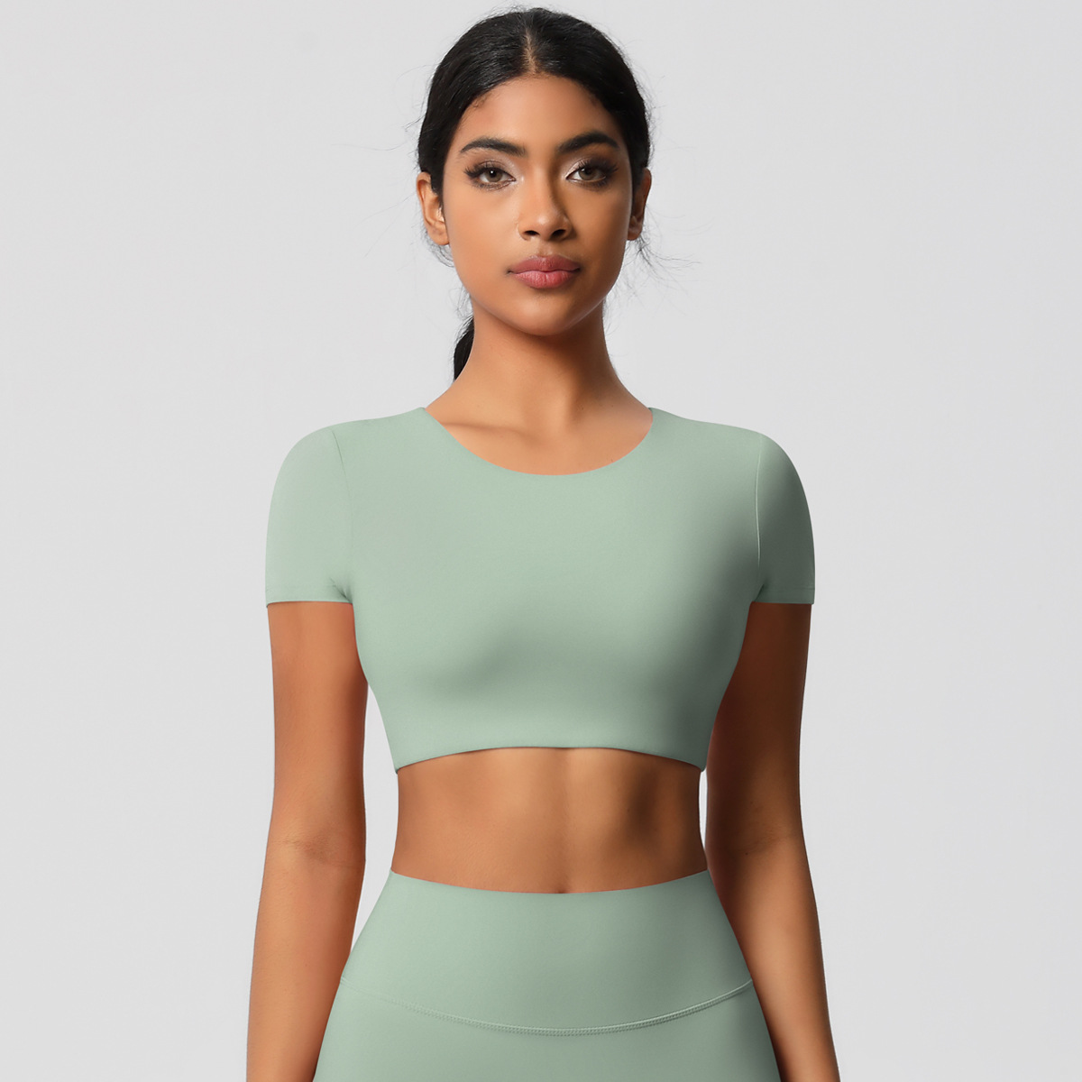 Fitted Yoga Short-sleeve Top with Chest Pads 7105