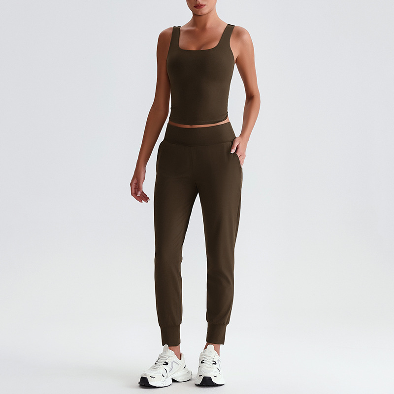 Bra With chest pads Yoga Bra And Shorts Set SKL-LQ3011