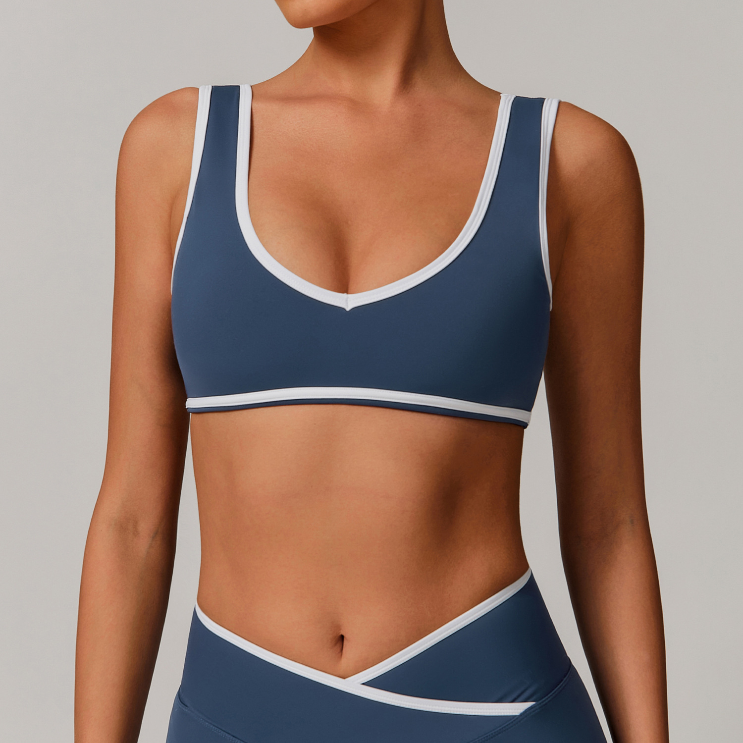 Soft Fabric Contrast Binding Yoga Bra 8843