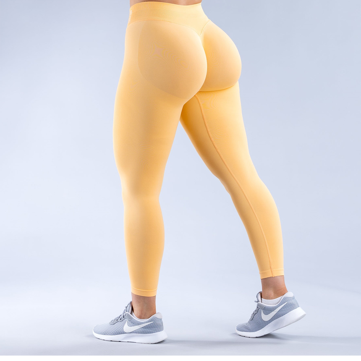 Seamless High Elasticity Butt-Lifting Yoga Pants  LX328