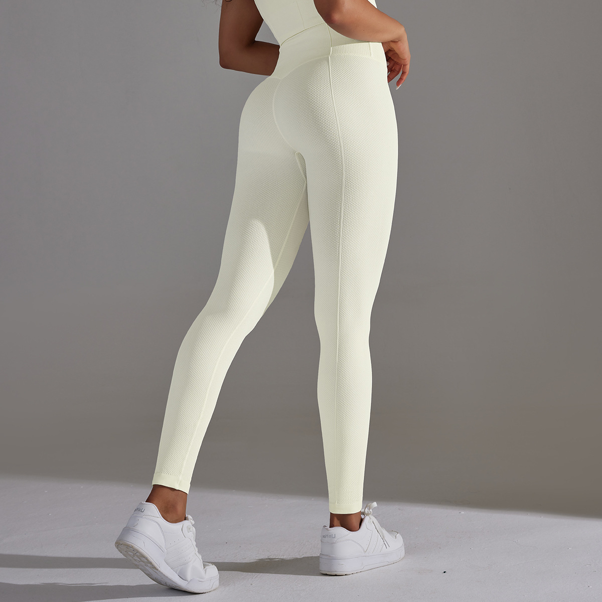  High-Waisted Tummy-Control Hip-Lifting Tight Yoga Pants 6621