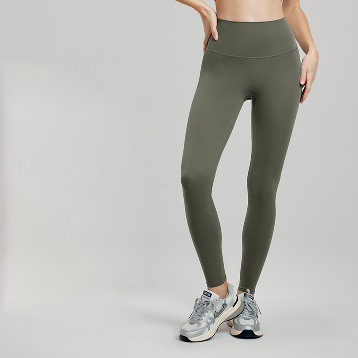  High-Waisted Butt-Lifting Yoga Pants with Invisible Pockets DWUS124124
