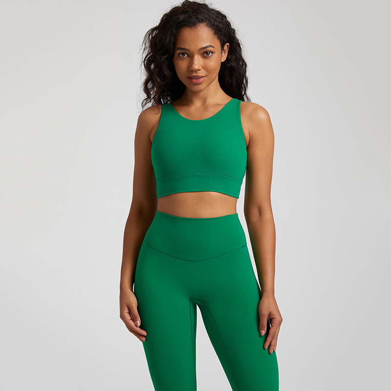  Nude Feeling Sports Vest Fitness Top Outer Wear Bra with Chest Pad SKL-LQ4037