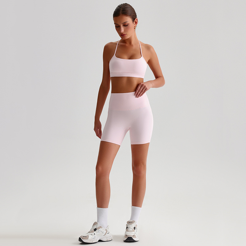 Yoga Suit For Women Casual Sports shorts three-quarter length shorts And Tight-fitting Nude Yoga Bra SKL-LQ5639