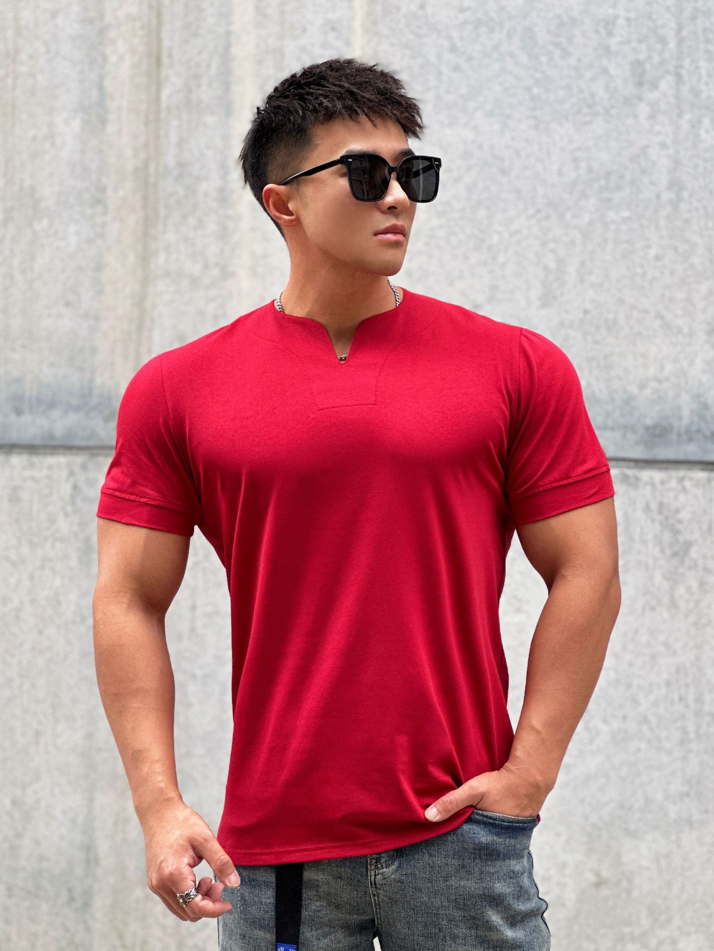 Men's Loose V-Neck Short-Sleeve T-Shirt V100
