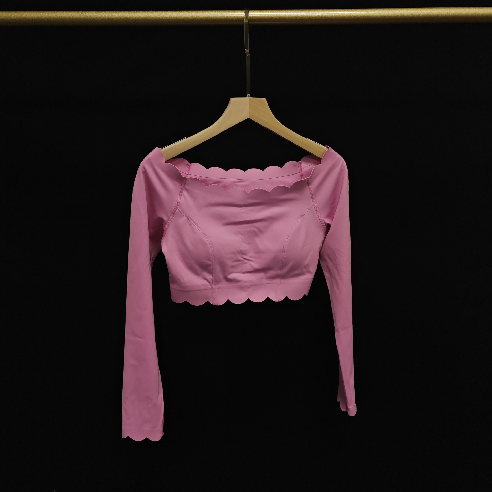  Lace Long-Sleeved Crop Top with Built-in Bra for Women SKL-FNK8808