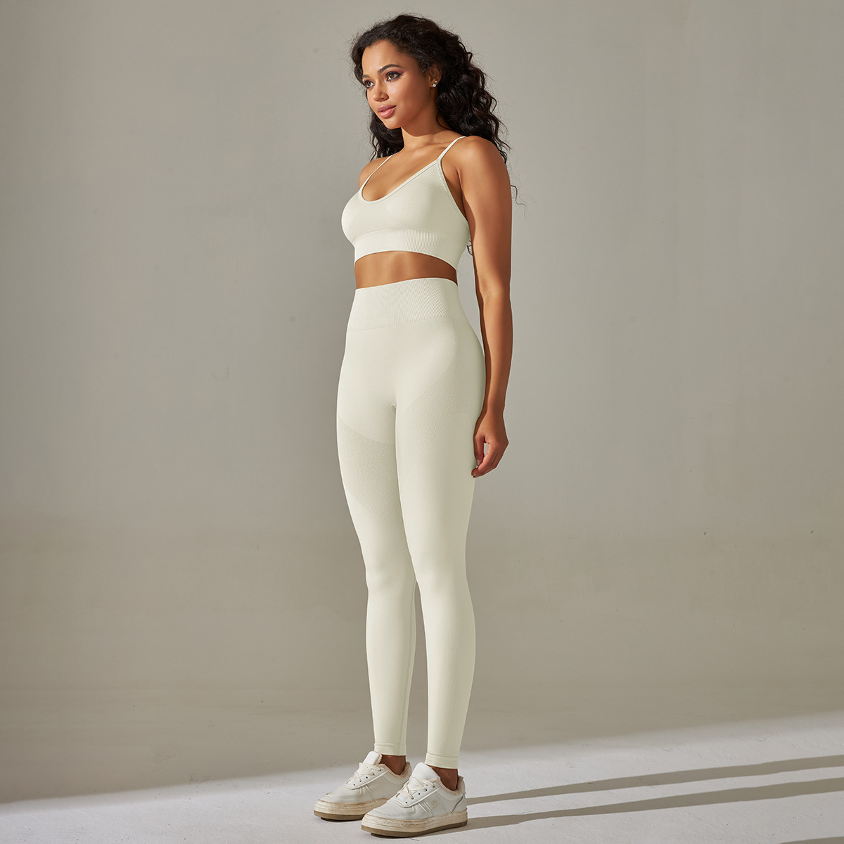  Spaghetti Straps Backless Sports Bra Set 6606
