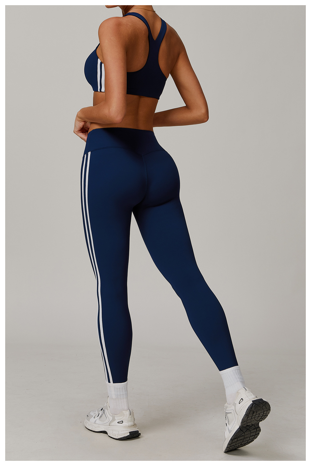 Naked-feeling Tight Fitness Pants 3020