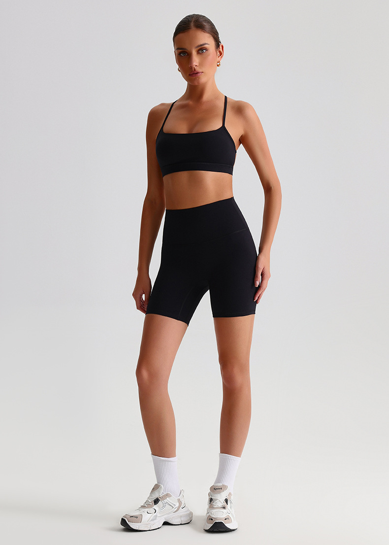 Yoga Suit For Women Casual Sports shorts three-quarter length shorts And Tight-fitting Nude Yoga Bra SKL-LQ5639