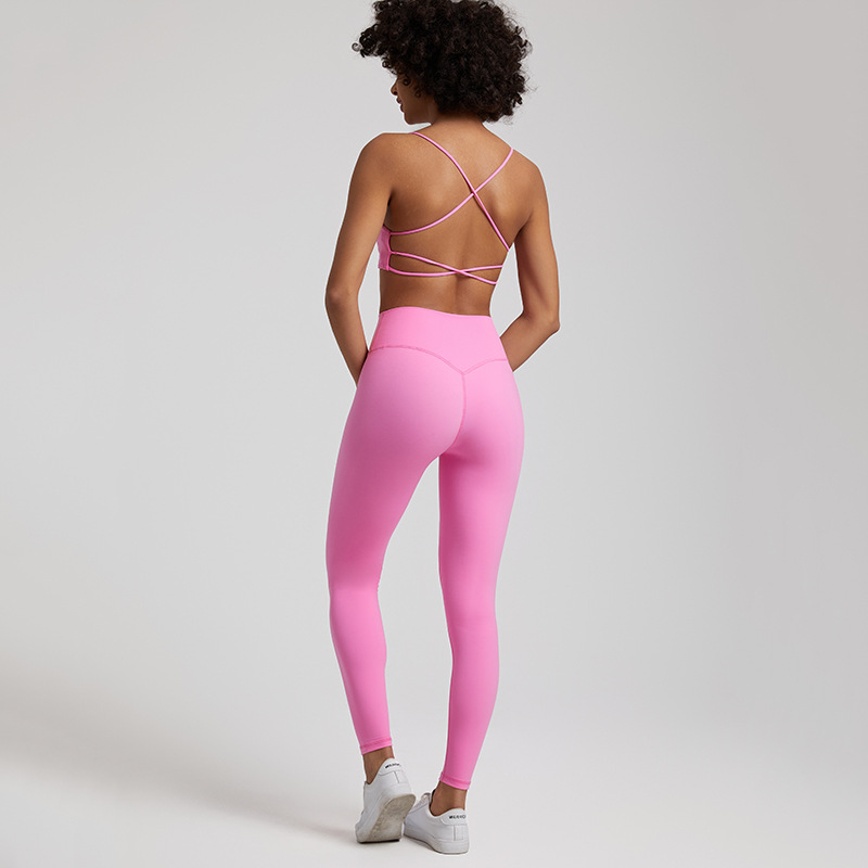 Halter Bra Vest Peach-shaped Buttocks Yoga Wear Shorts Set SKL-LQ3359