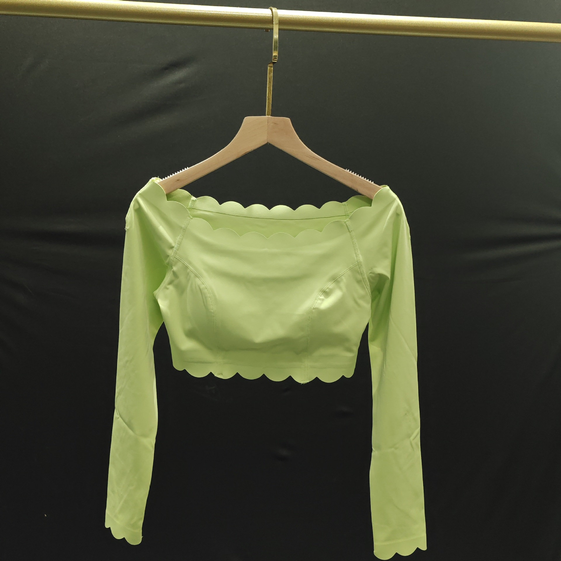  Lace Long-Sleeved Crop Top with Built-in Bra for Women SKL-FNK8808