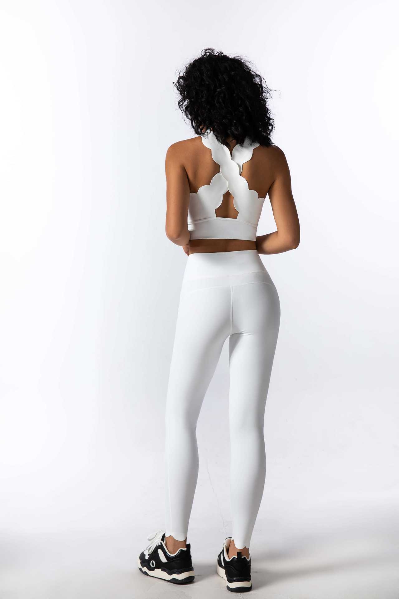Flat-Waist Lace Hem Yoga Pants for Fitness and Pilates SKL-FNK202411