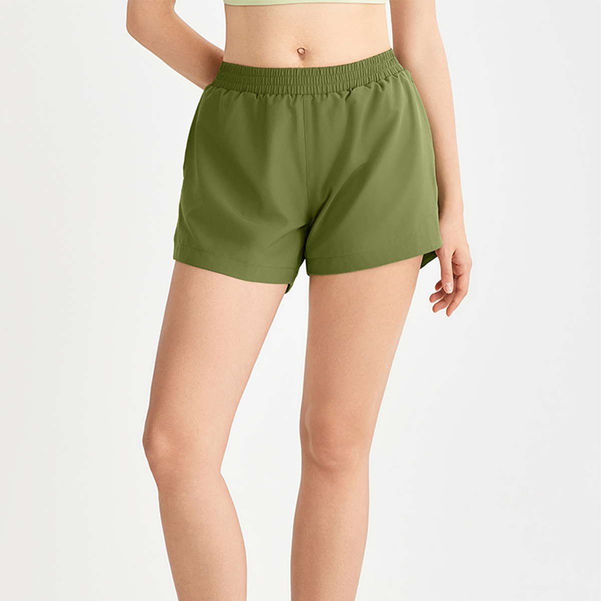 Back Sweat Towel Port Yoga Shorts with Pockets  DWK115127