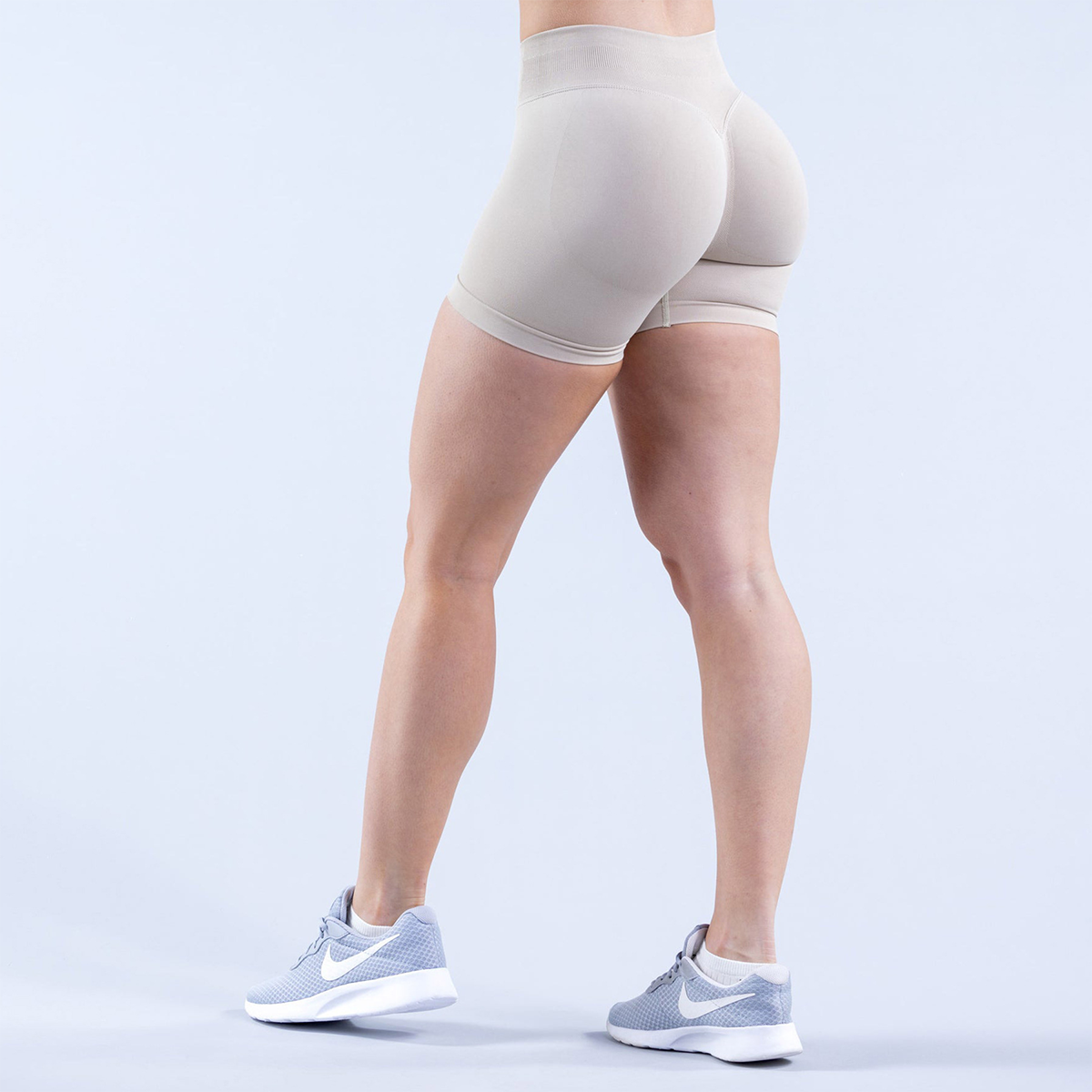 Seamless High Elasticity Butt-Lifting Yoga Shorts LX328A