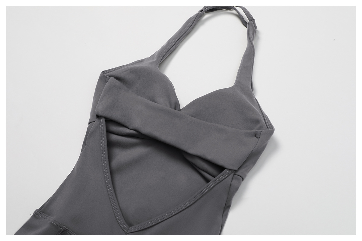 Hollowed-out Beautiful Back Halter Neck One-piece Yoga Suit 3040
