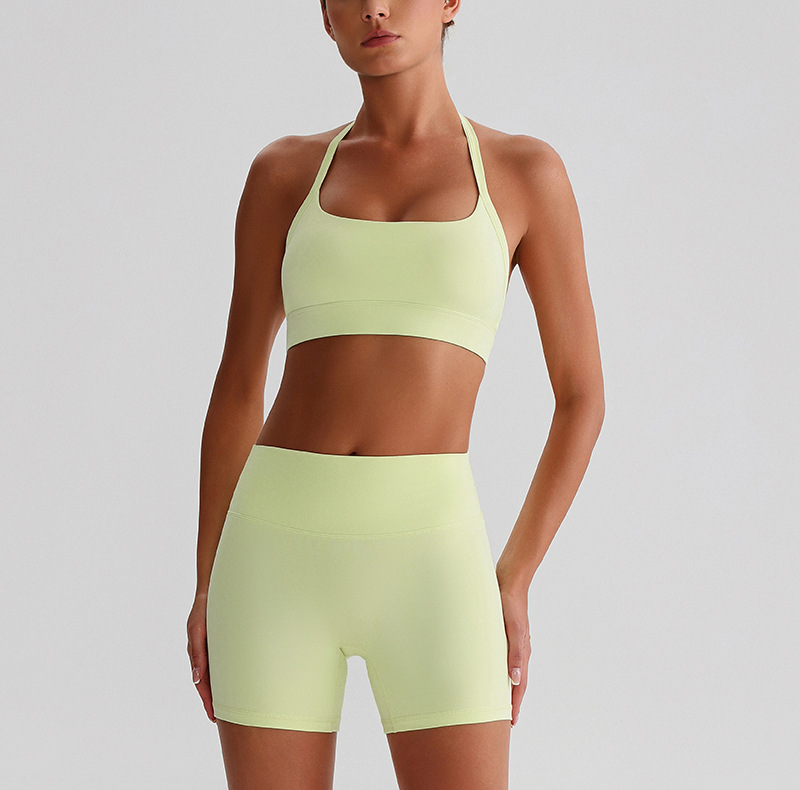 Halter Bra Vest Peach-shaped Buttocks Yoga Wear Shorts Set SKL-LQ0320
