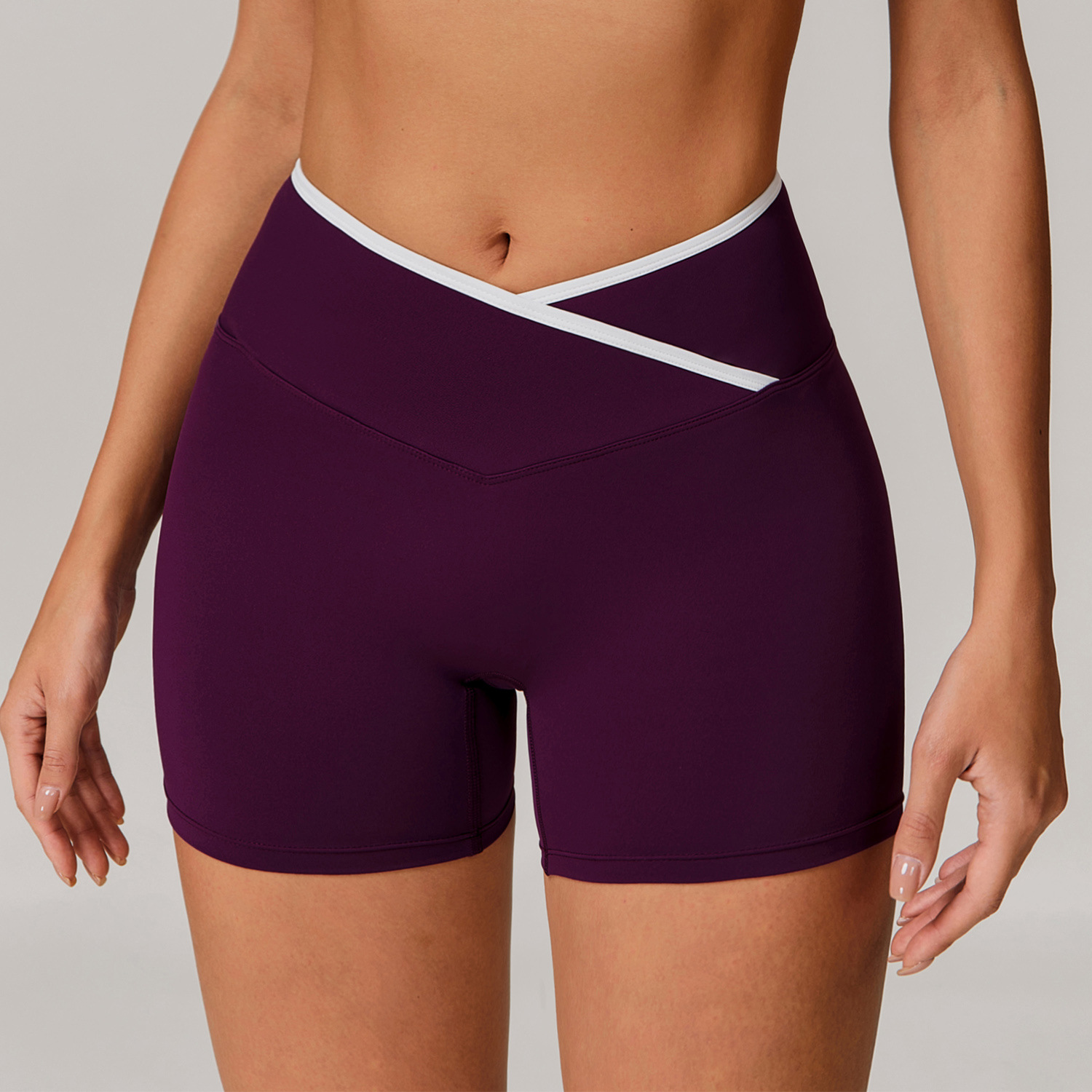 Soft Fabric Contrast Binding Cross Wasit Yoga Shorts 8843