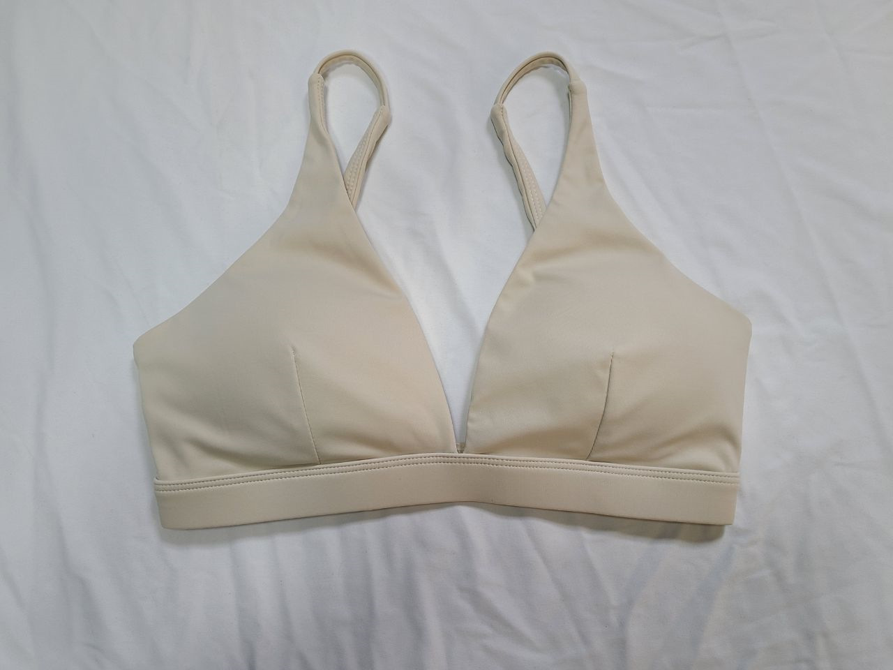 Slimming High-Waisted Ankle-Length Yoga Set with Push-Up Supportive Sports Bra and Racerback Design SKL-FNK202316