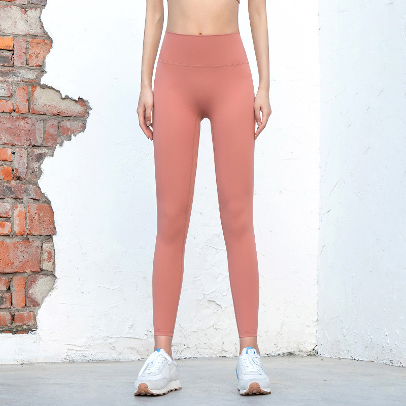 Nude Feeling Yoga Pants with Peach Hip Shape Slim and Tight Fit for Hip Lifting SKL-QY22011