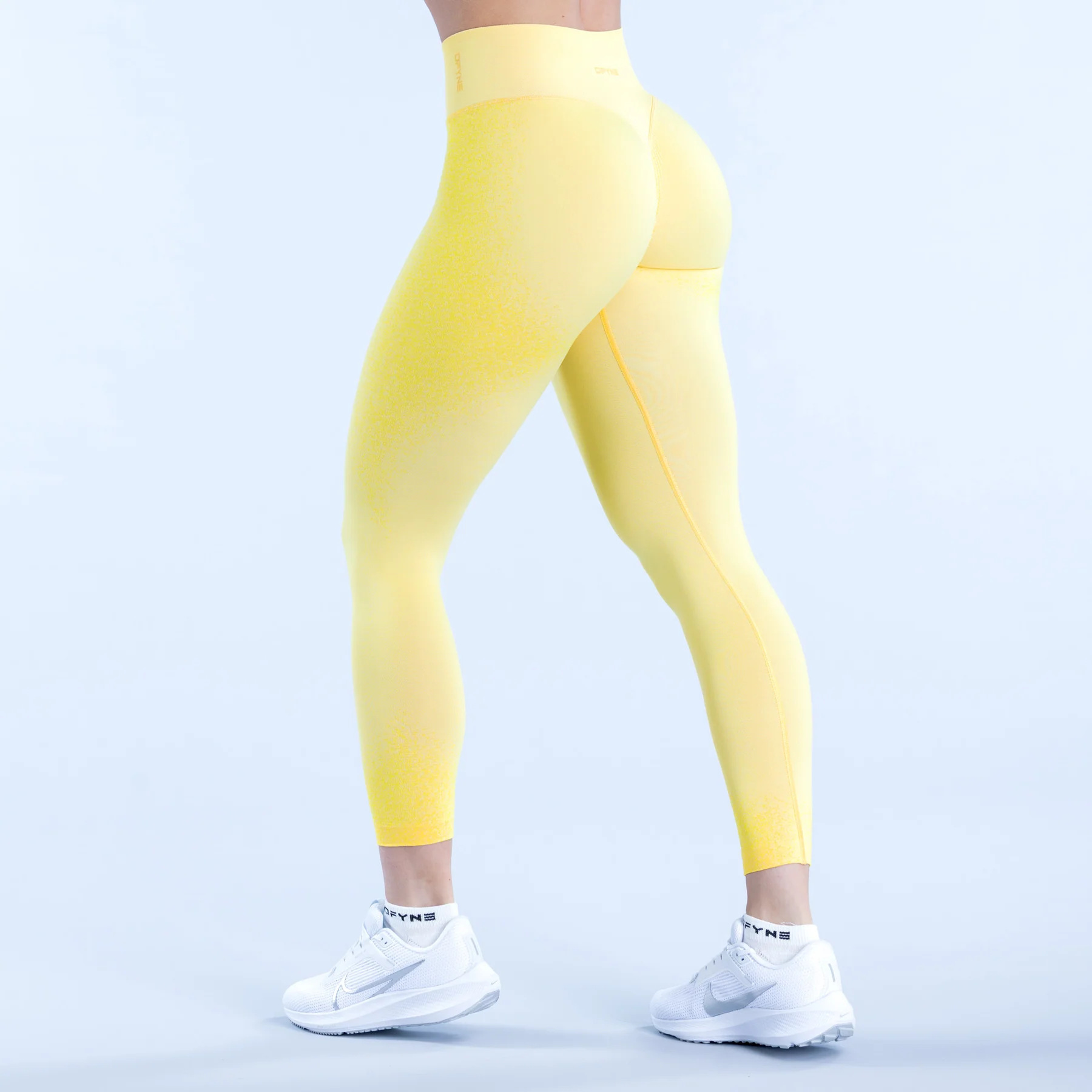 Seamless High Elasticity Butt-Lifting Yoga Pants SGHT8002CK