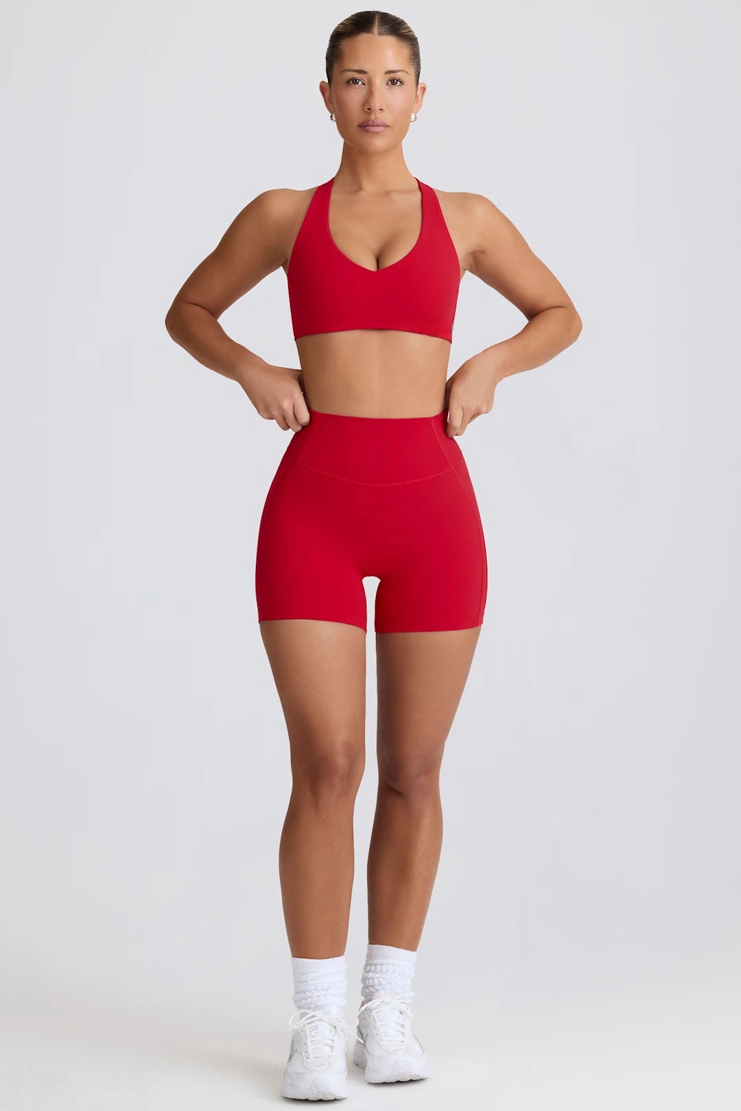  Heart-Shaped Yoga Set with High-Waisted Shorts and Colorblock Design 2-Piece Set SKL-FNK25118