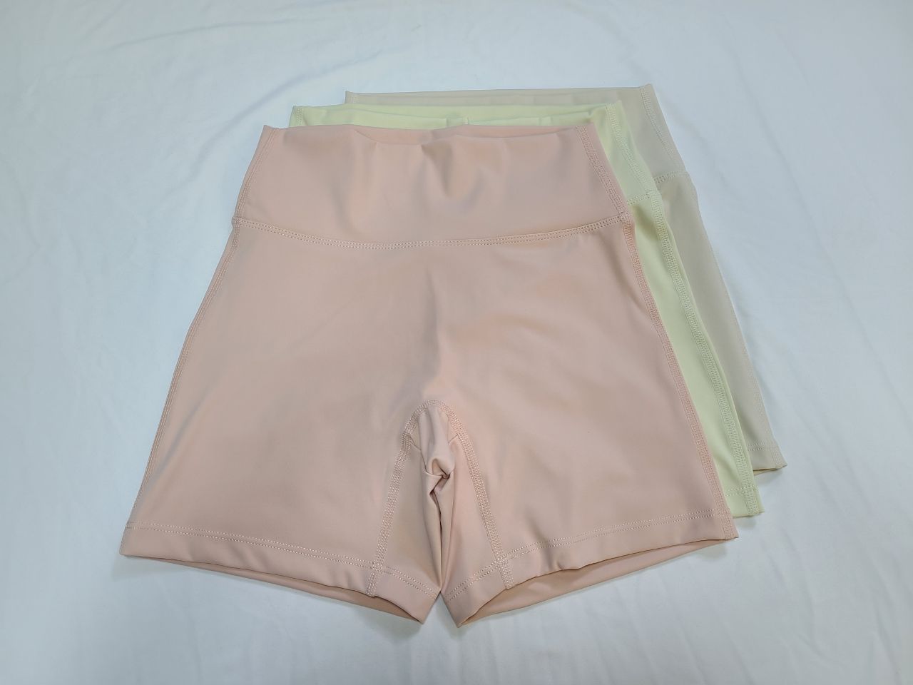 Solid Color Three-Quarter Length Athletic Yoga Cycling Pants SKL-FNK202316