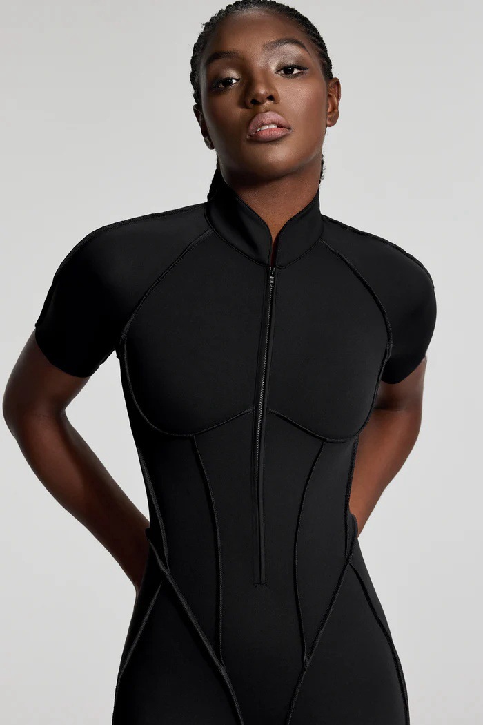 Comfortable Slim Fit Open-Back Short Length Yoga Jumpsuit with Built-in Bra SKL-FNK25129