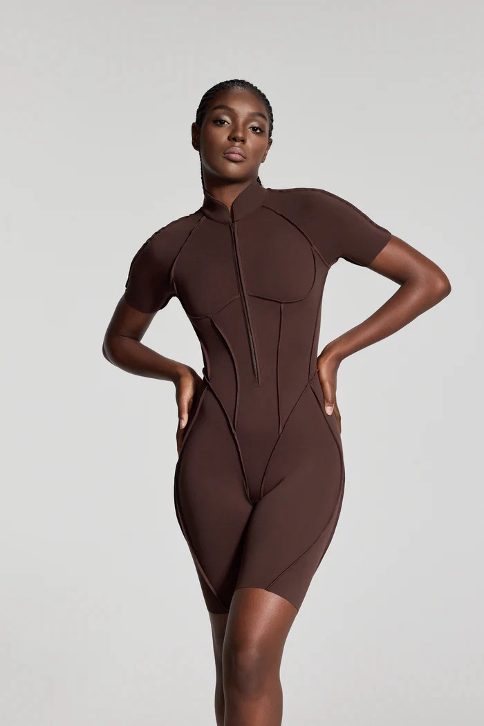 Comfortable Slim Fit Open-Back Short Length Yoga Jumpsuit with Built-in Bra SKL-FNK25129