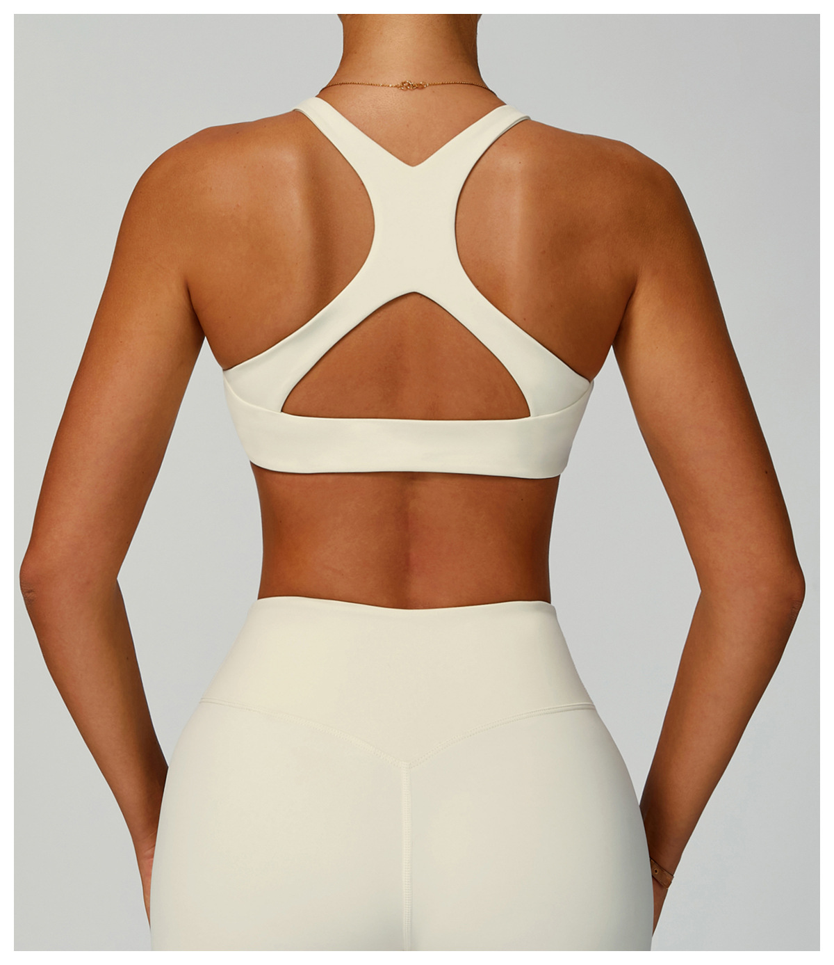 Hollow-Out Back Fitted Yoga Bra 2029