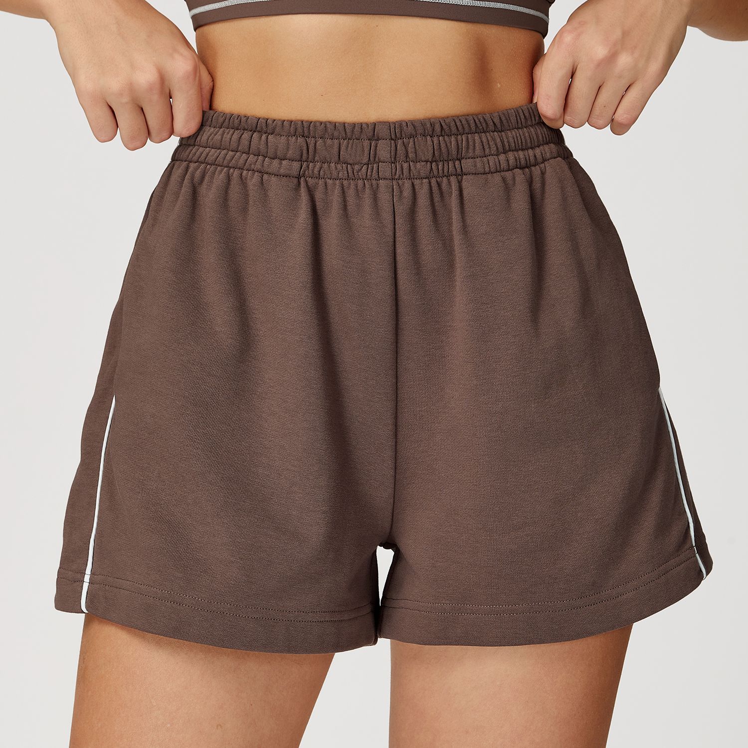 Loose Straight-Leg Pocket Sweatshorts 7028-2
