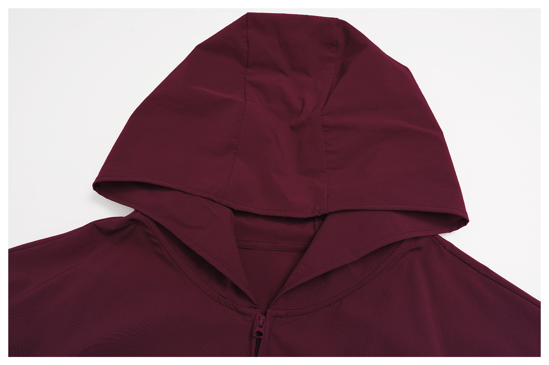 Outdoor Sun Protection and Hooded Sports Jacket with Windproof Zipper EWT2520