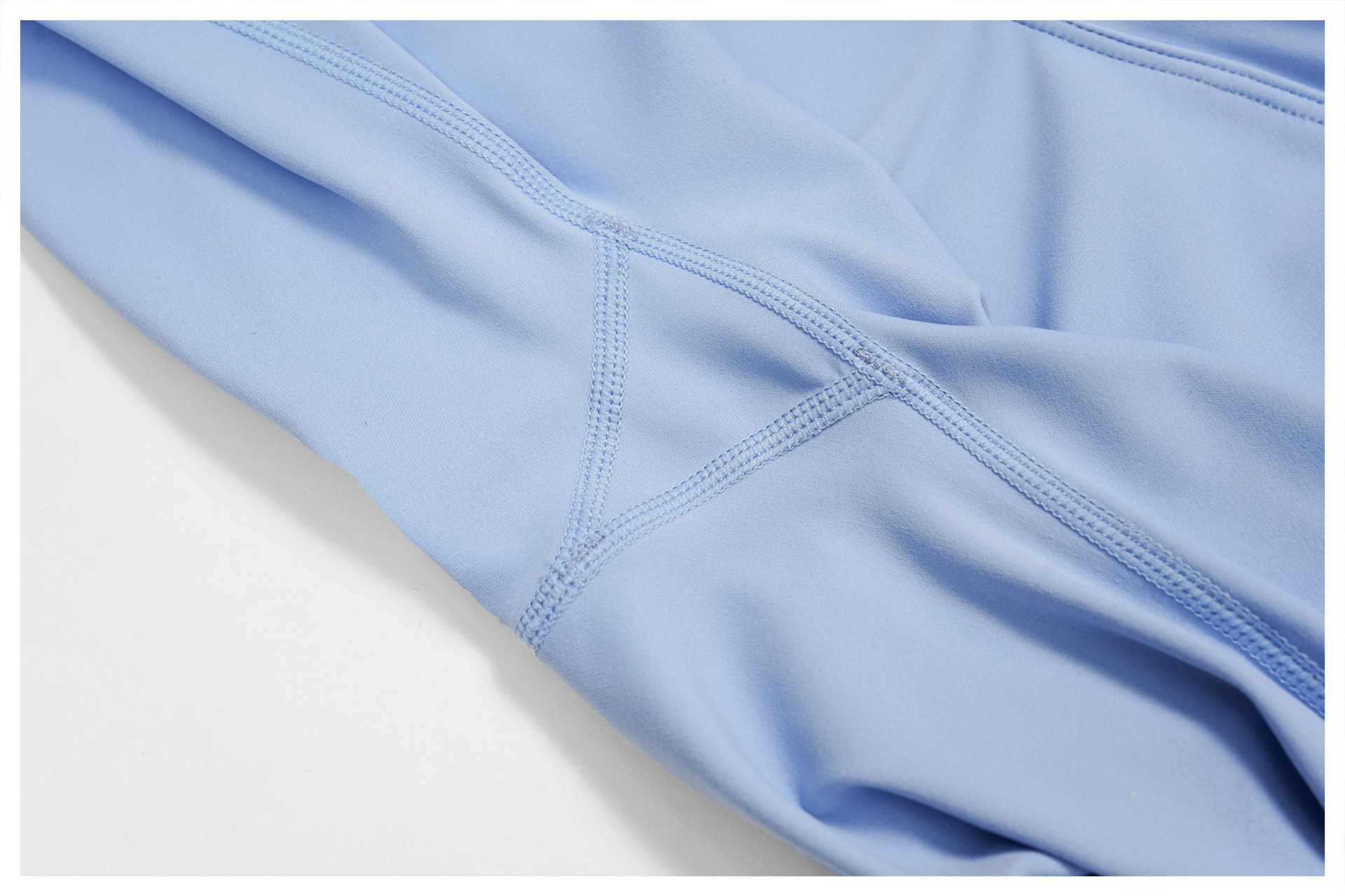 High-Waist Crisscross Waist Yoga Shorts EDK4514